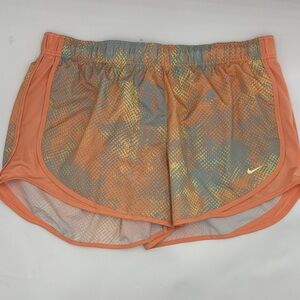 Nike Tempo Spot Dri-FIT Mid-Rise Brief-Lined Running Shorts in Apricot